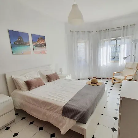 Solaris- Familiar, Wifi, Totalmente Equipado Quarteira